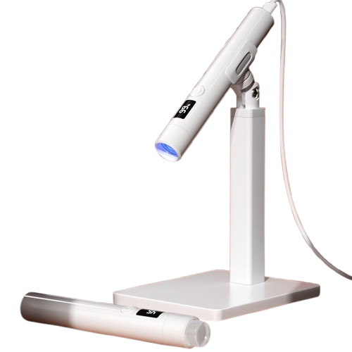 Manicure lamp with integrated lighting and screen