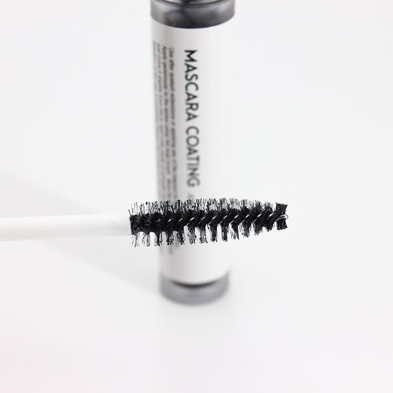 Mascara for false eyelashes – Protection and prolonged hold of extensions