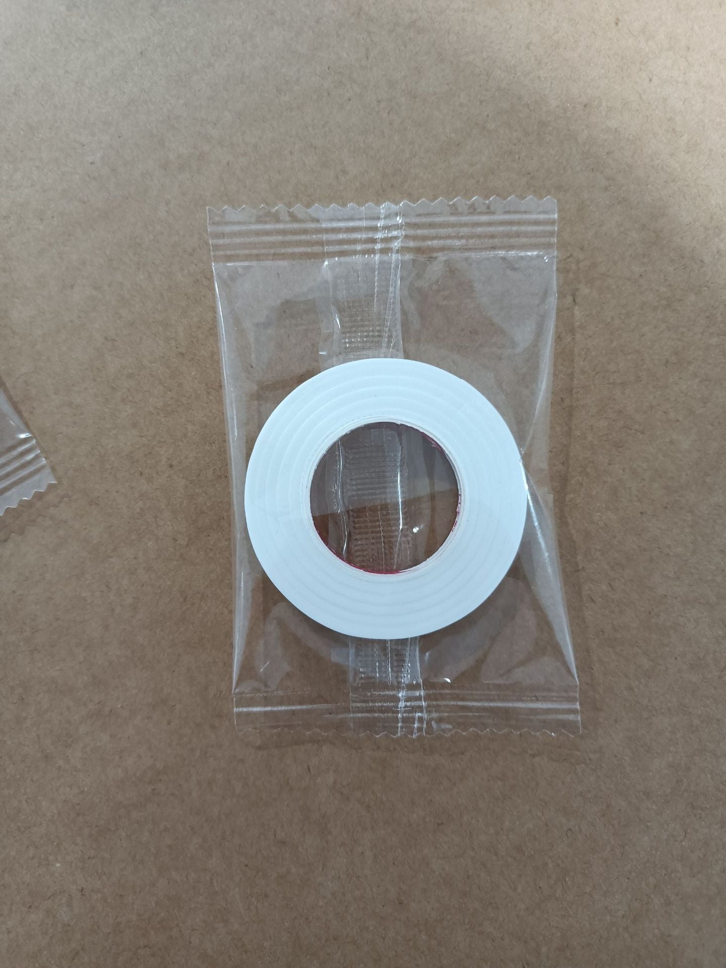 4mm non-woven adhesive tape for eyelash grafting.