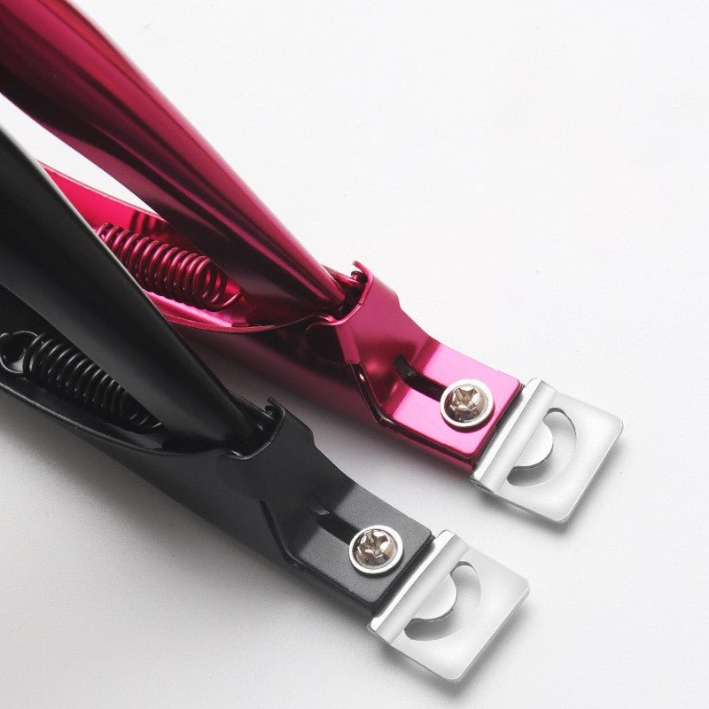 U-shaped nail clippers