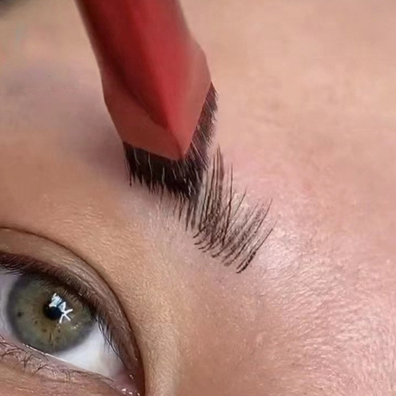 Pinceau pour les sourcils
